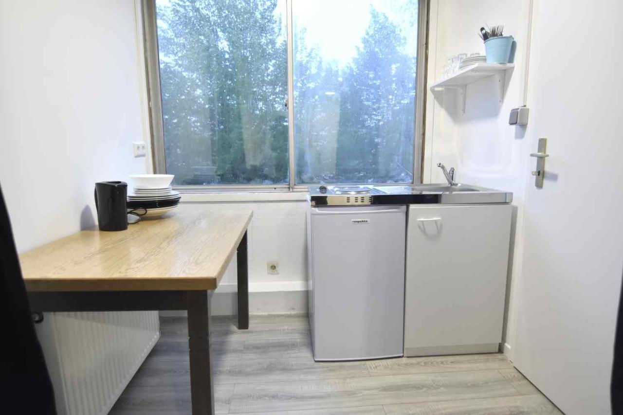 Monteurzimmer Mit Pantry-küche In Apartment